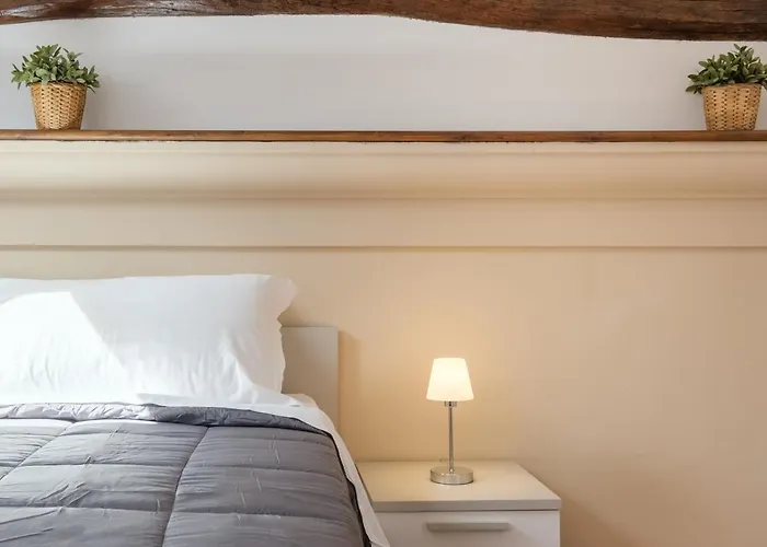 Dell'abbadia By * Μπολόνια