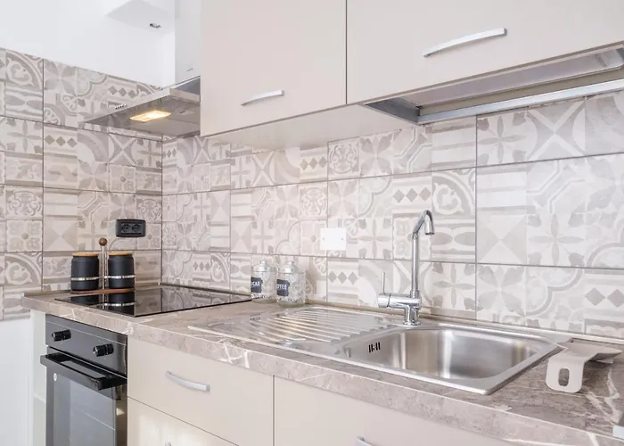 Dell'abbadia By Apartamento Bolonia